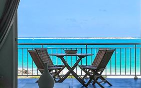 Front Line Unit 520 Ft2 - 48 M2, On Second Floor, Stunning Ocean View