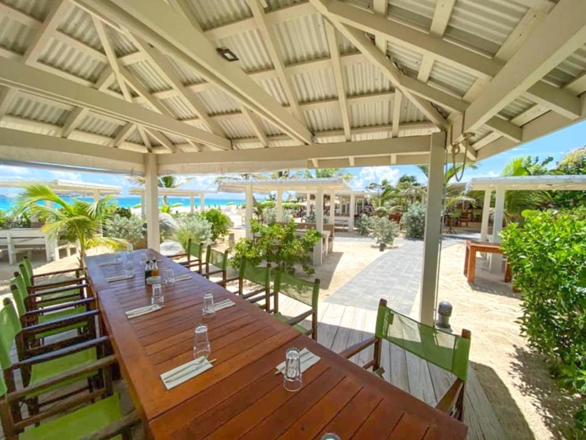 Front Line Unit 520 Ft2 - 48 M2, On Second Floor, Stunning Ocean View Apartment Cul de Sac Exterior photo
